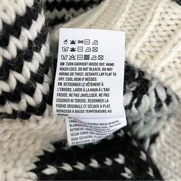 American Eagle Wool Cable Knit Fair Isle Knit Sweater Black White Size Medium - Picture 9 of 9